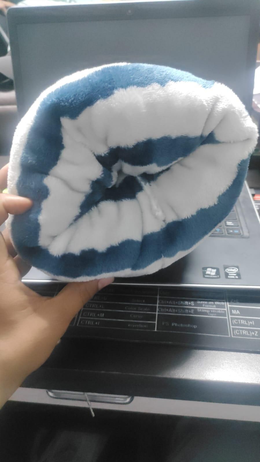Cozy Cradle Pillow-Feeding Pillow